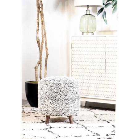 915414 ACCENT STOOL