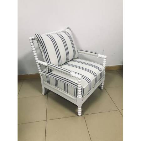 903835 ACCENT CHAIR