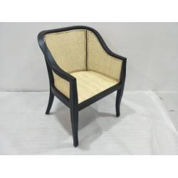 909462 ACCENT CHAIR