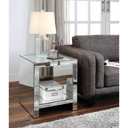 SIDE TABLE 83582