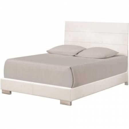Felicity King Bed With Slat Styled Headboard 203501KE