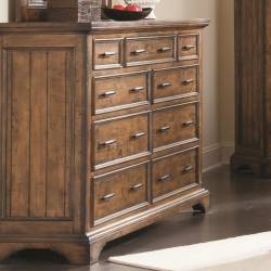 Elk Grove Dresser with 9 Drawers and Jewelry Tray