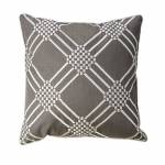 BESS THROW PILLOW PL8014