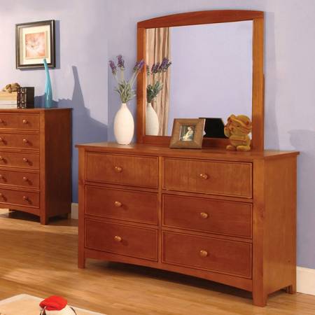 OMNUS DRESSER OAK FINISH